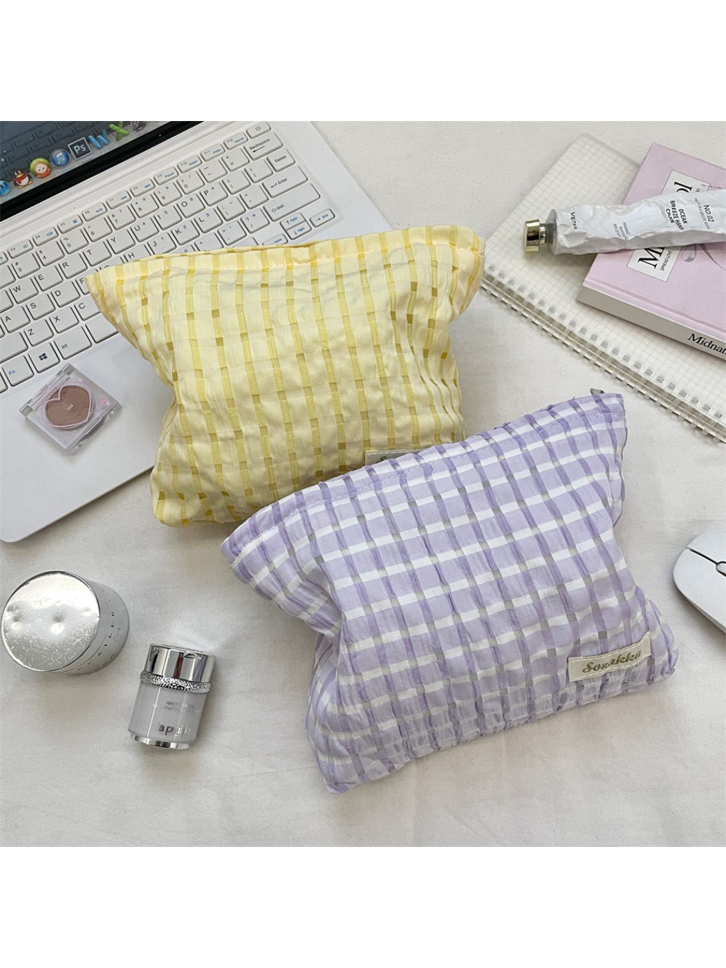 Cosbai - Textured Check Makeup Bag