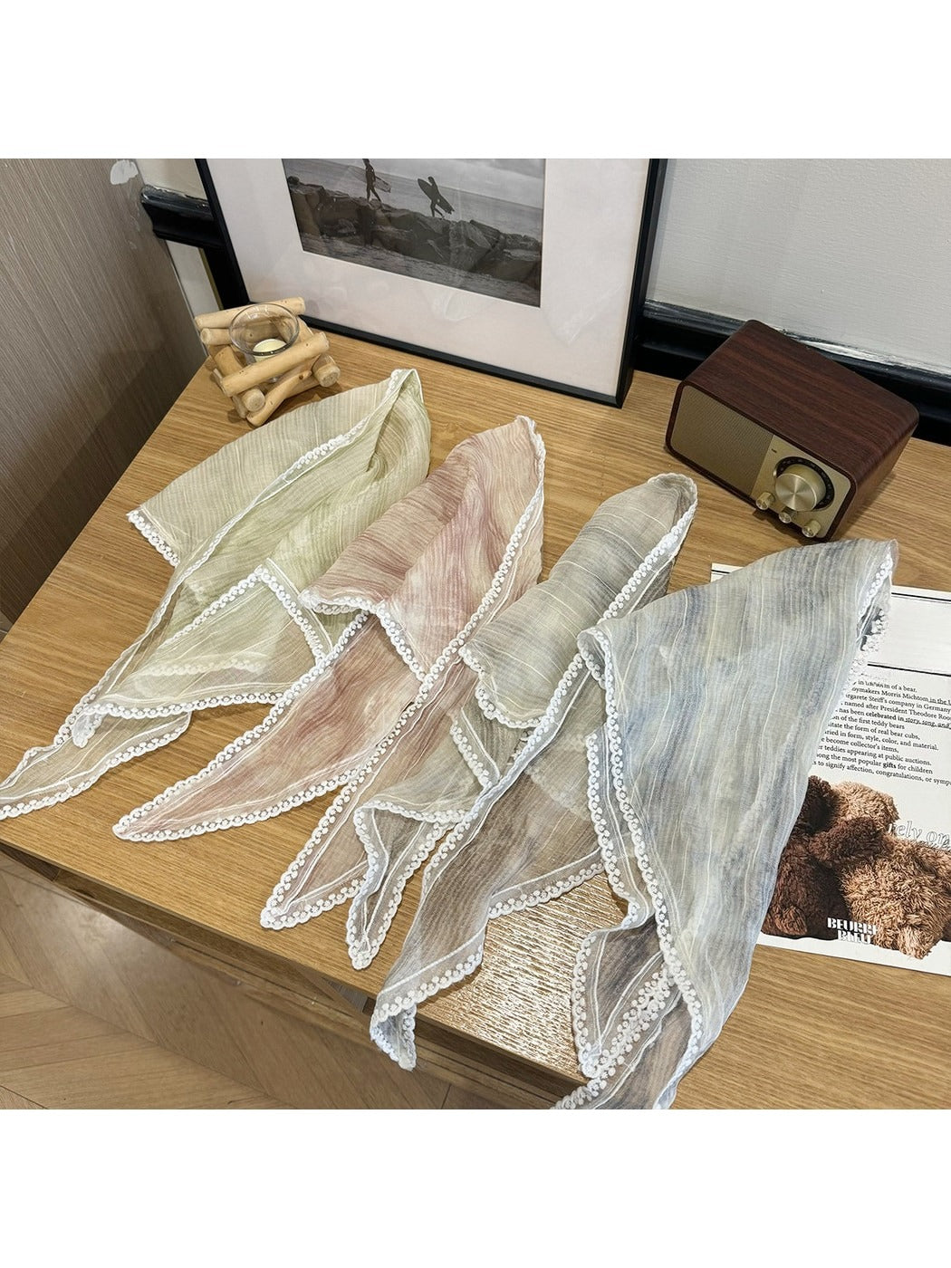 Scarvii - Delicate Lace Trim Fashion Triangle Bandana