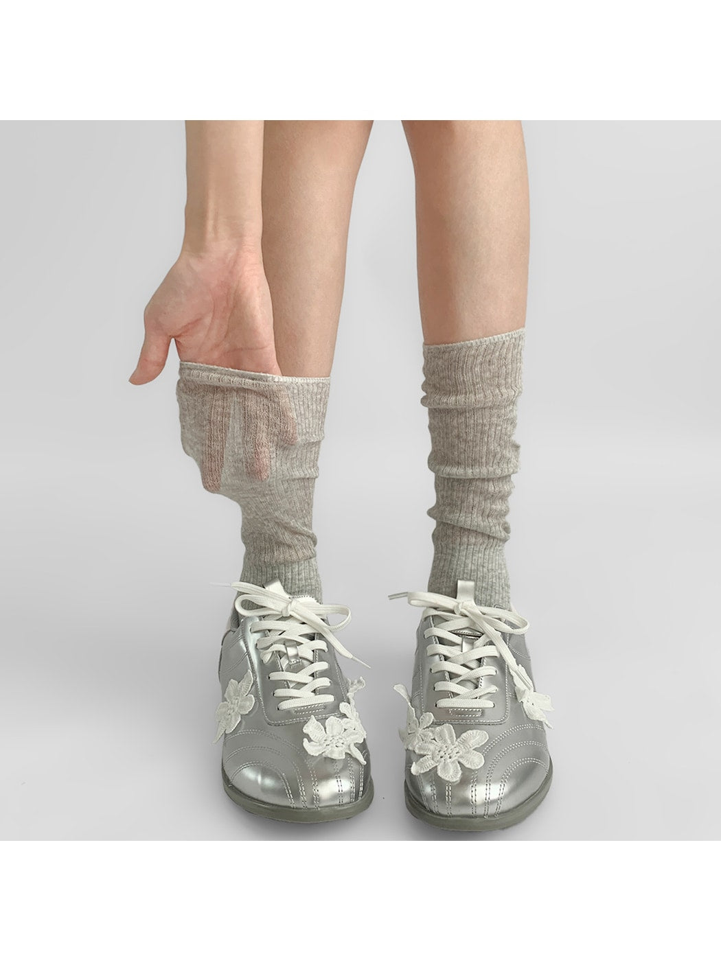 Rufia - Classic Solid Color Mid Calf Socks