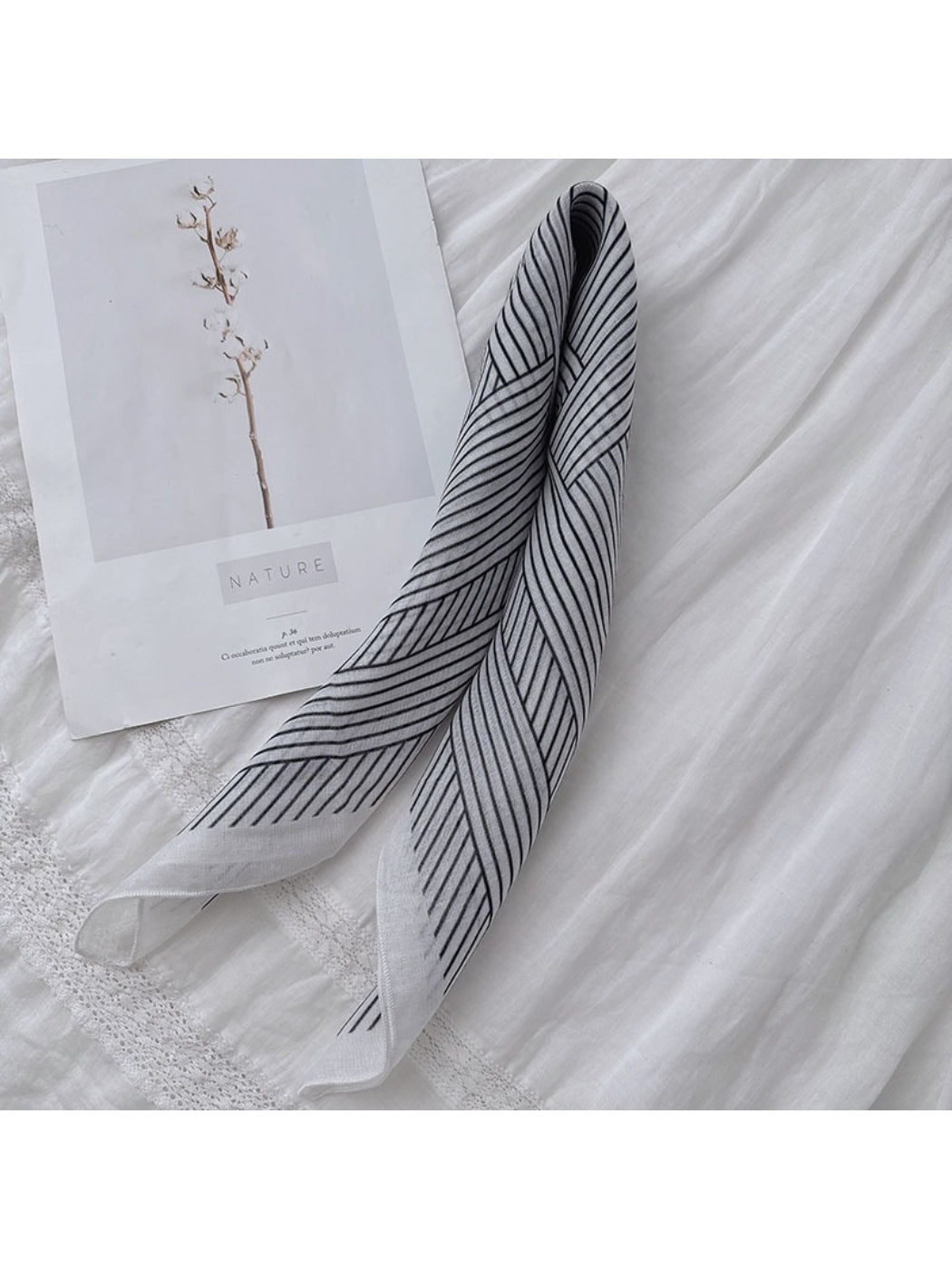 Scarvii - Geometric Print Lightweight Square Scarf