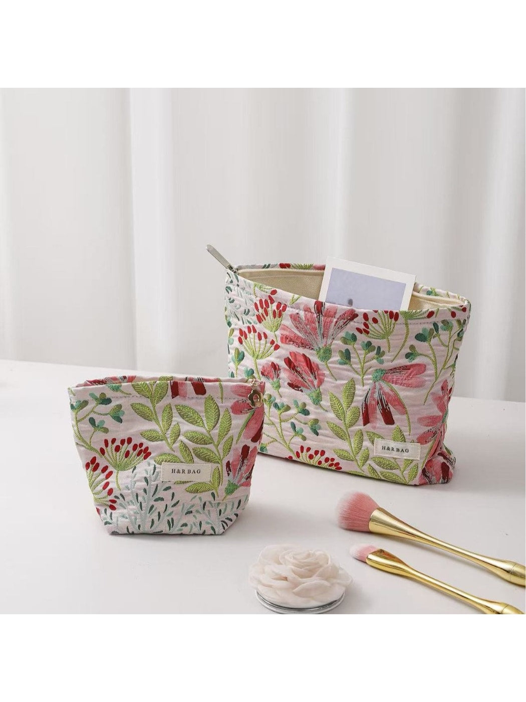 Cosbai - Fresh Floral Zipper Cosmetic Organizer Bag