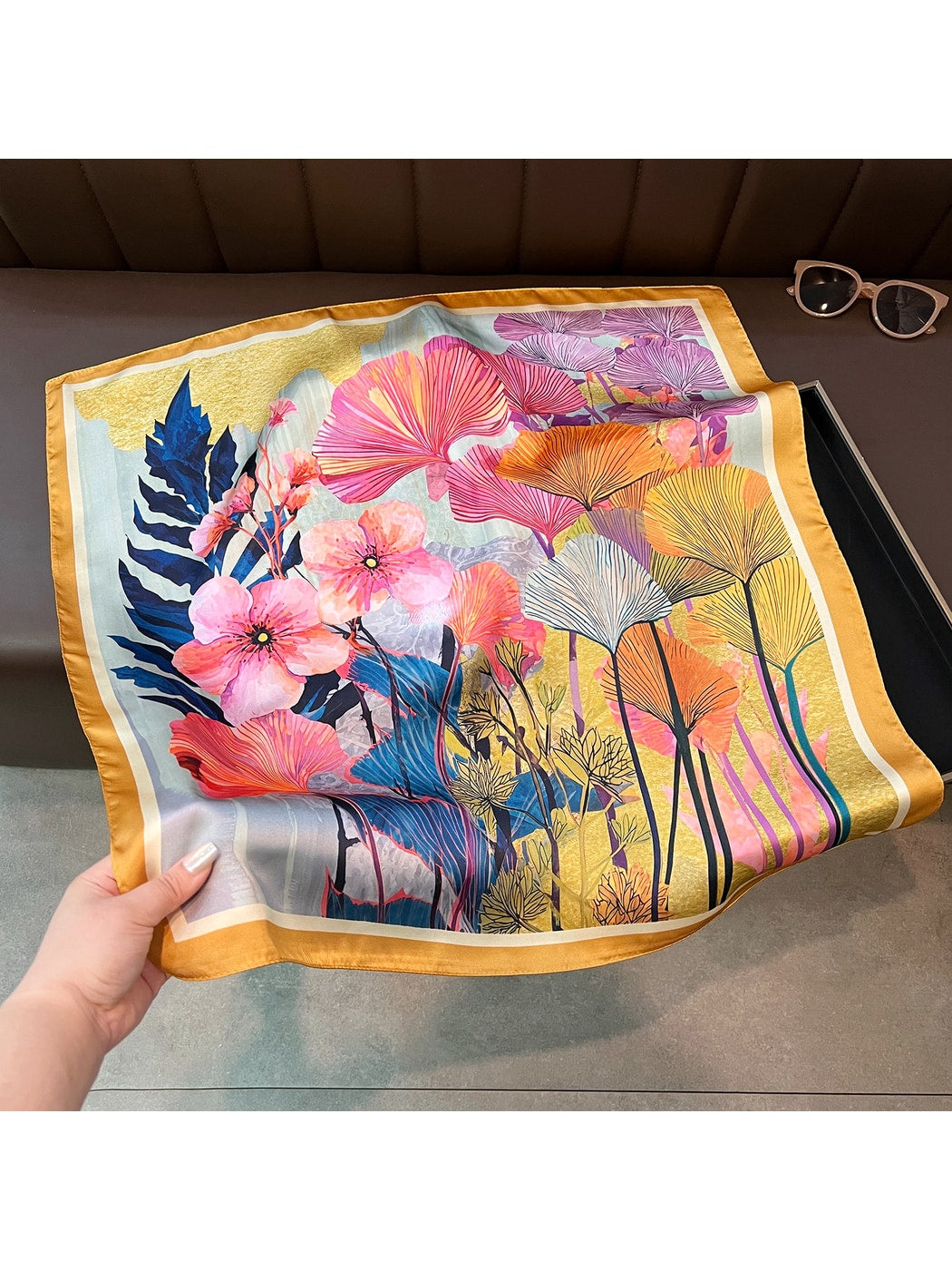 Scarvii - Fresh Sweet Patterned Fashion Square Scarf