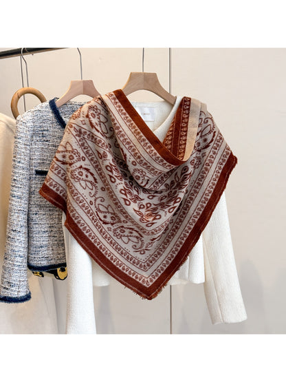 Scarvii - Vintage Paisley Triangle Shawl