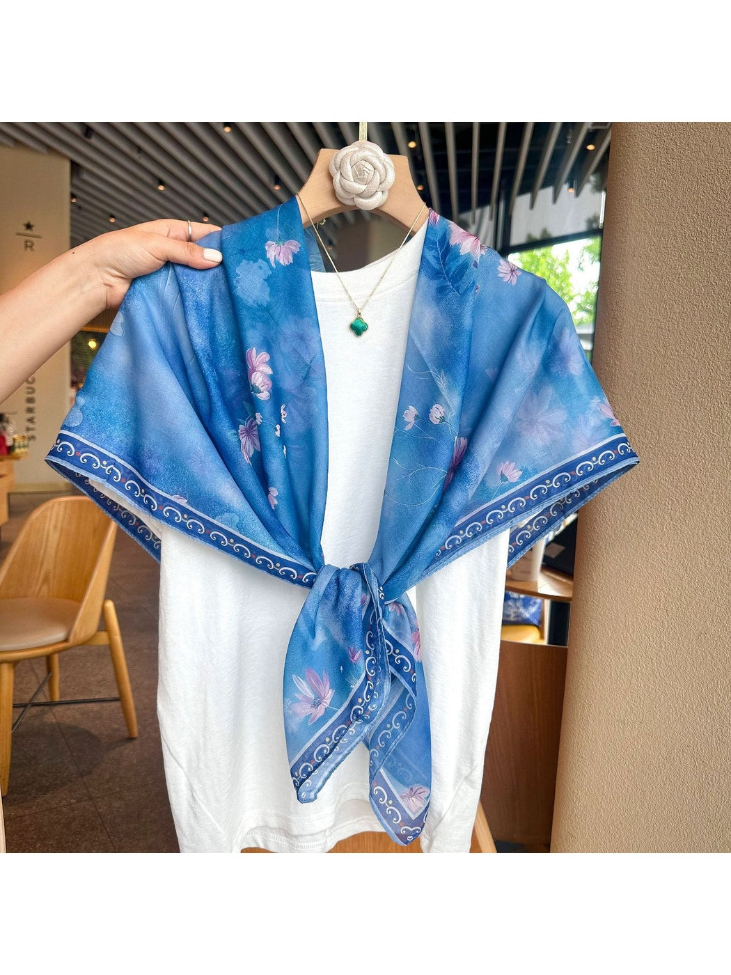Scarvii - Dreamy Blue Floral Print Fashion Square Scarf