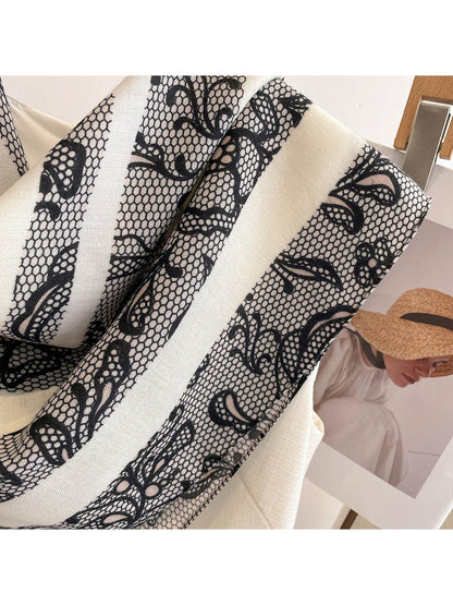 Scarvii - Geometric Concentric Print Square Scarf