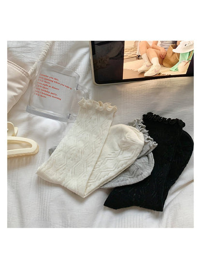 Rufia - Mesh Lace Ruffle Cuff Crew Socks