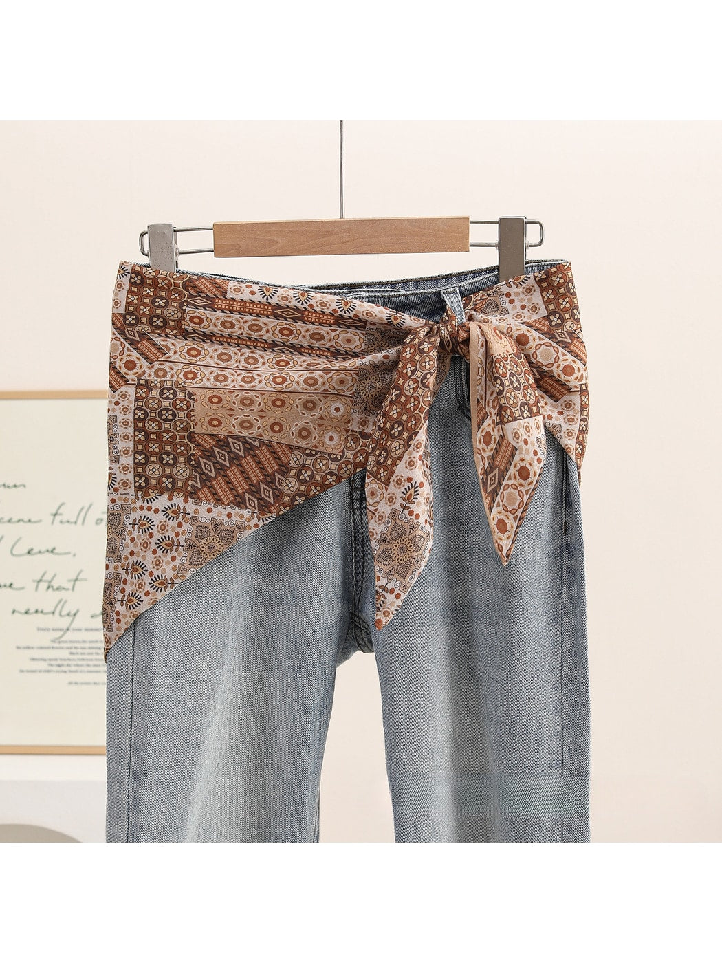 Scarvii - Fashion Floral Pattern Triangle Scarf