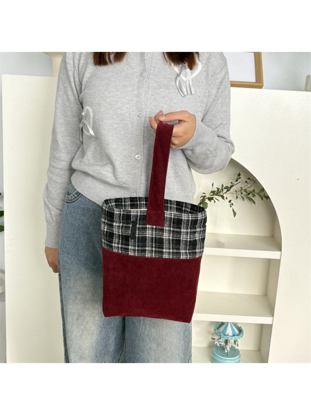 Cosbai - Small Everyday Hand-Carry Bag