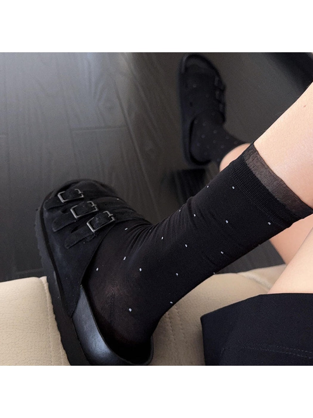 Rufia - Simple Polka Dot Casual Crew Socks