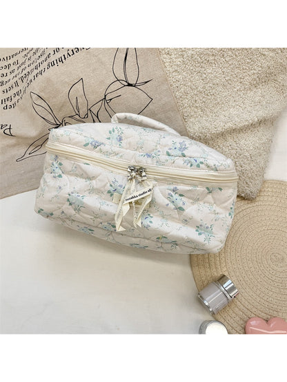 Cosbai - Floral Quilted Cosmetic Bag