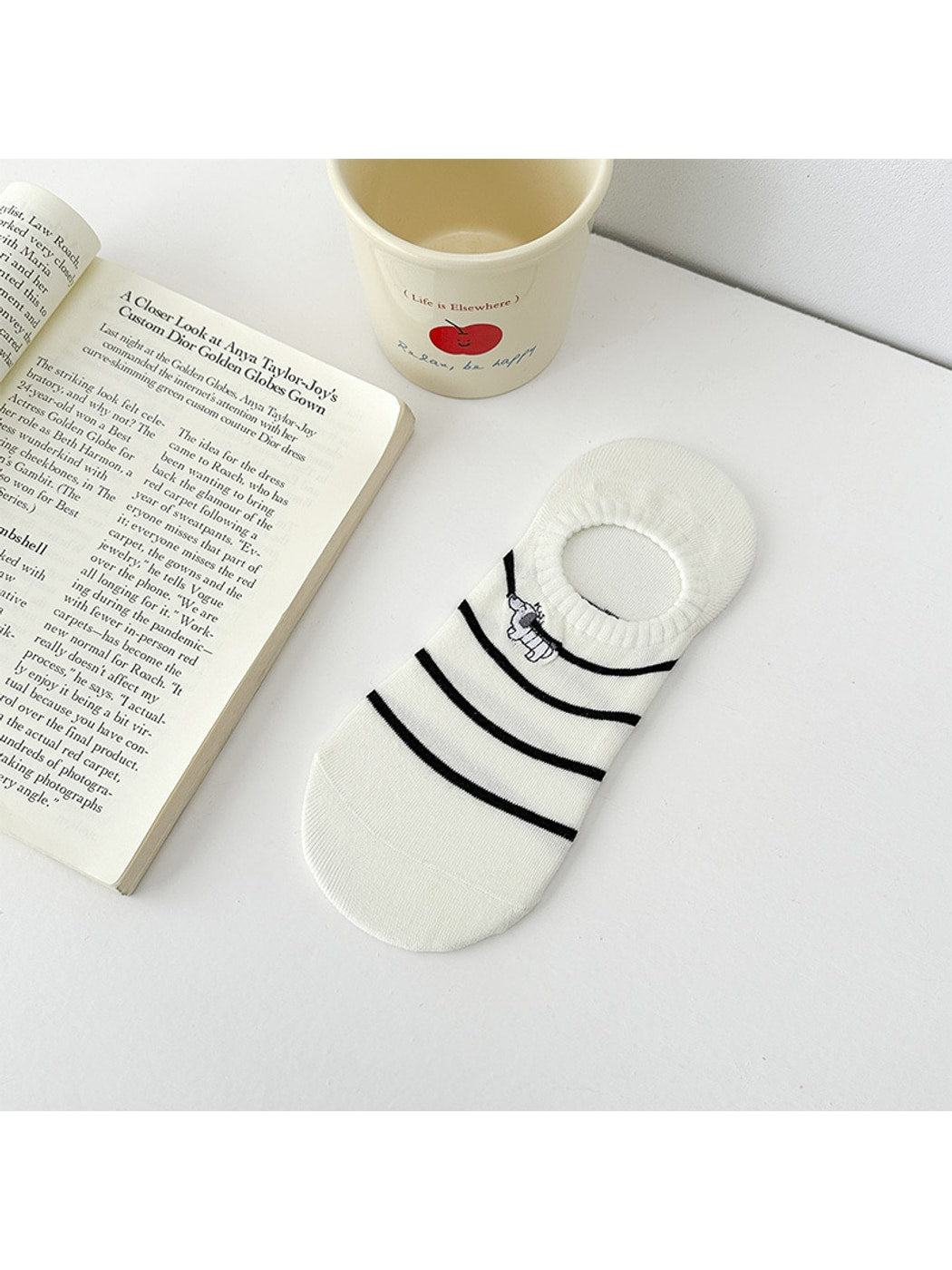 Rufia - Striped Dog Embroidery No Show Socks