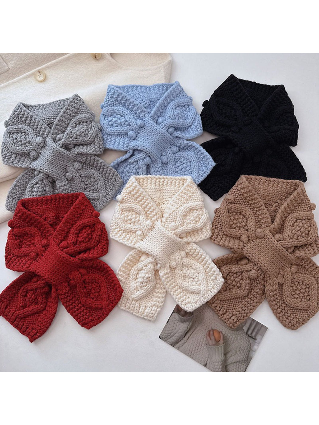 Scarvii - Warm Knit Bow Scarf