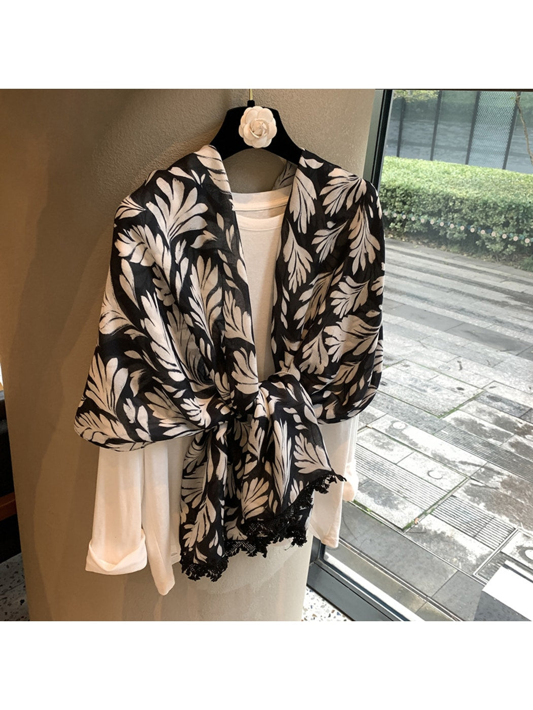Scarvii - White Leaves Print Rectangular Scarf