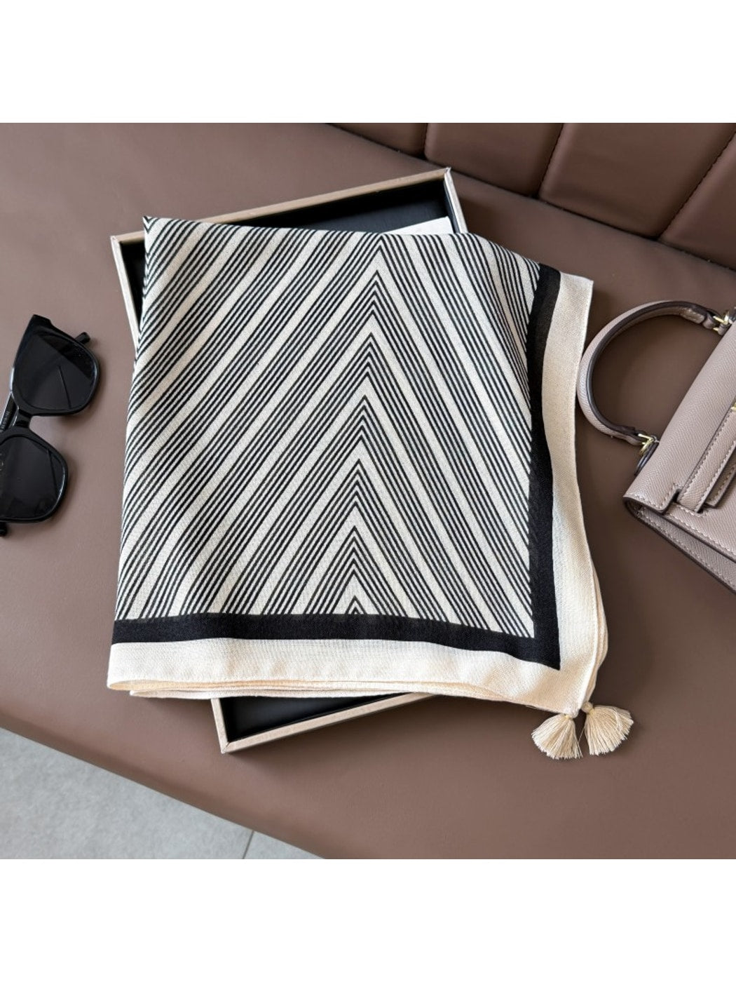 Scarvii - Graphic Line Printed Square Scarf