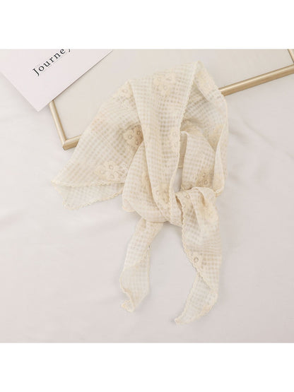 Scarvii - Grid Floral Lace Trim Triangle Bandana