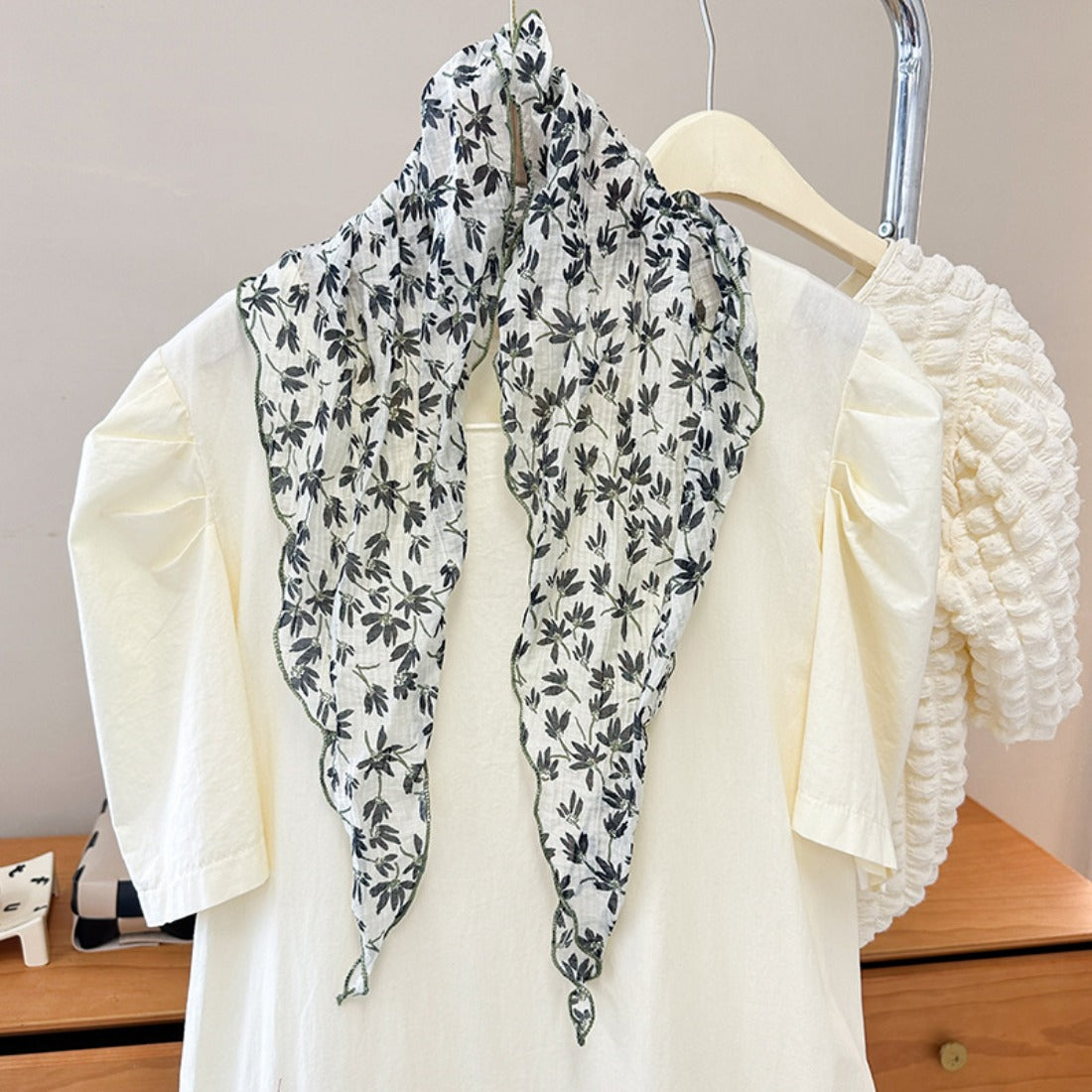 Scarvii - Ruffled Floral Scarf