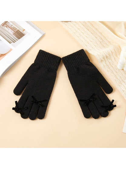 Gloving – Solid Color Gloves with Bow Accent