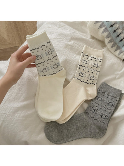 Rufia - Sweet Bear Heart Pattern Crew Socks product image 2