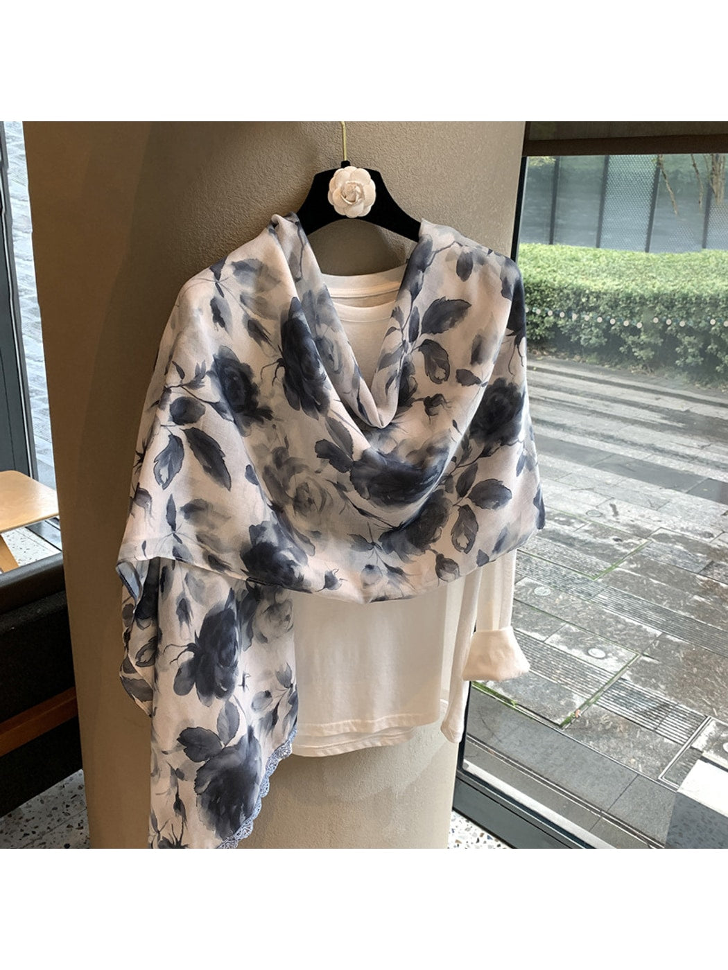 Scarvii - Ink Floral Rectangular Shawl Scarf