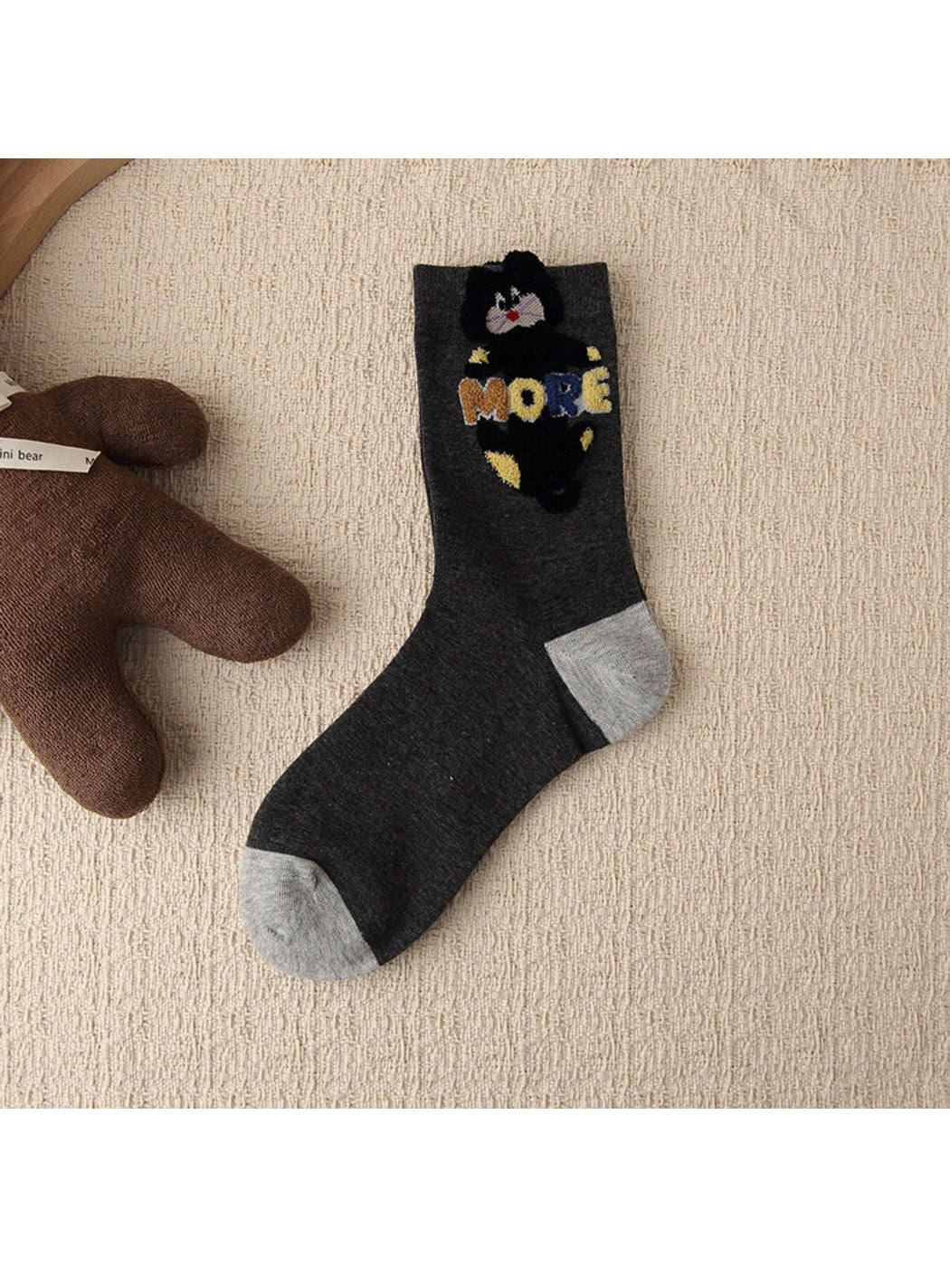 Rufia - Playful Cat Pattern Casual Crew Socks
