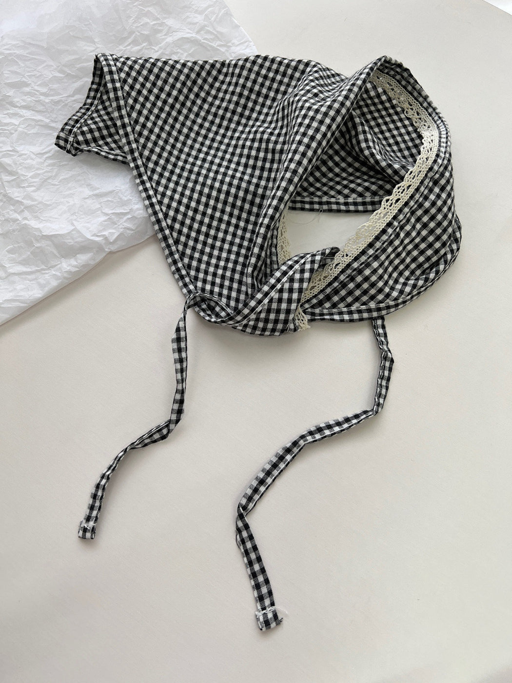 Scarvii - Elegant Lace Trim Gingham Triangle Scarf