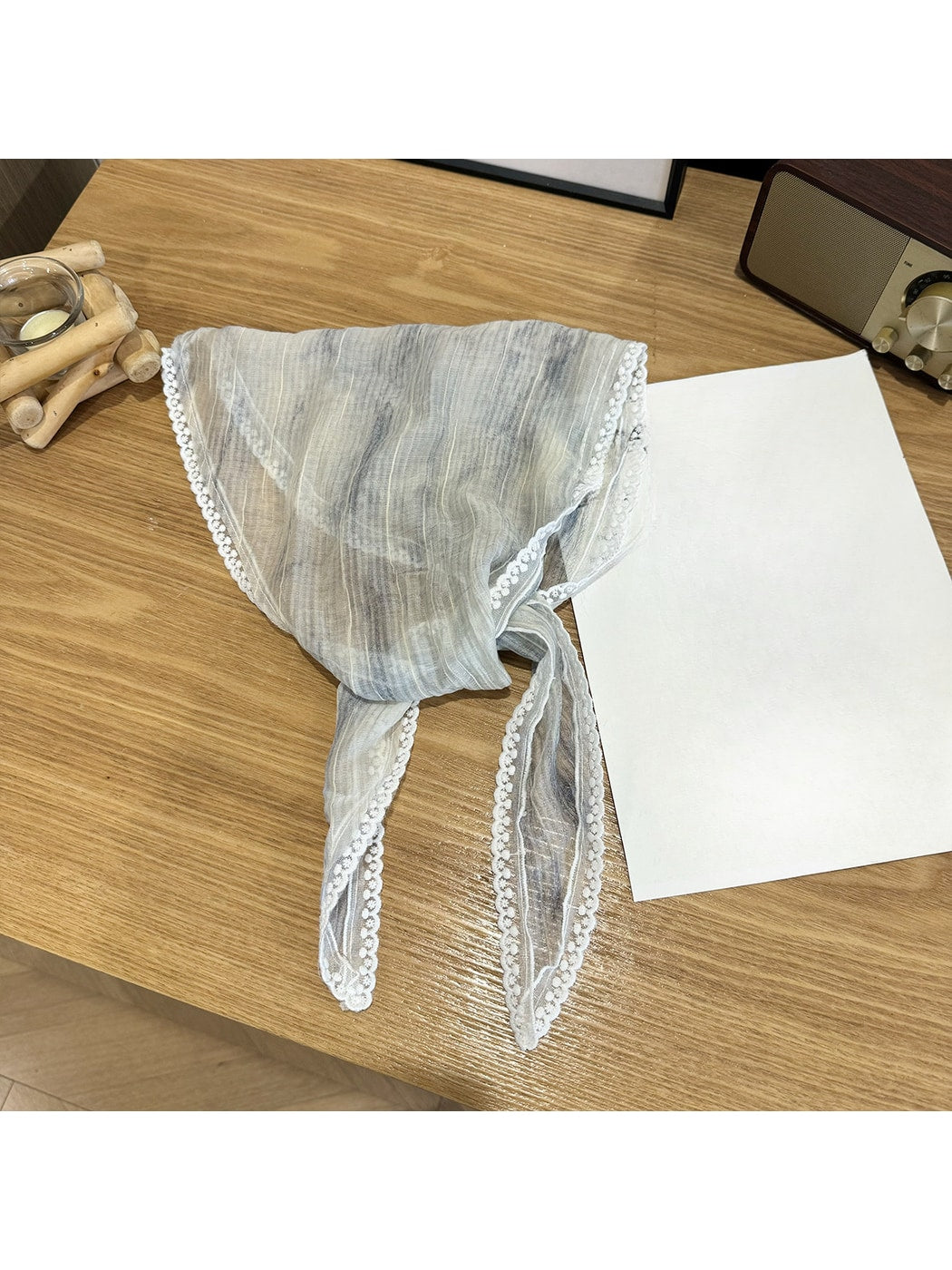 Scarvii - Delicate Lace Trim Fashion Triangle Bandana