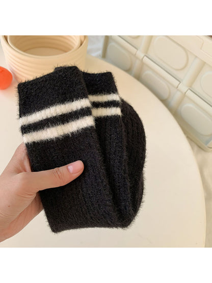Rufia - Double Stripe Fuzzy Crew Socks