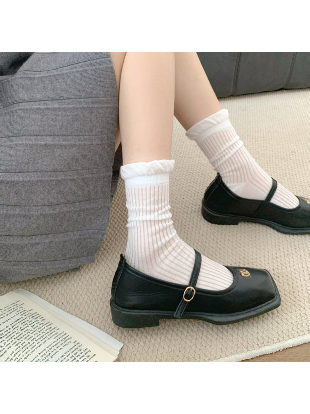 Rufia - Ribbed Ruffle Trim Classic Crew Socks product image 2