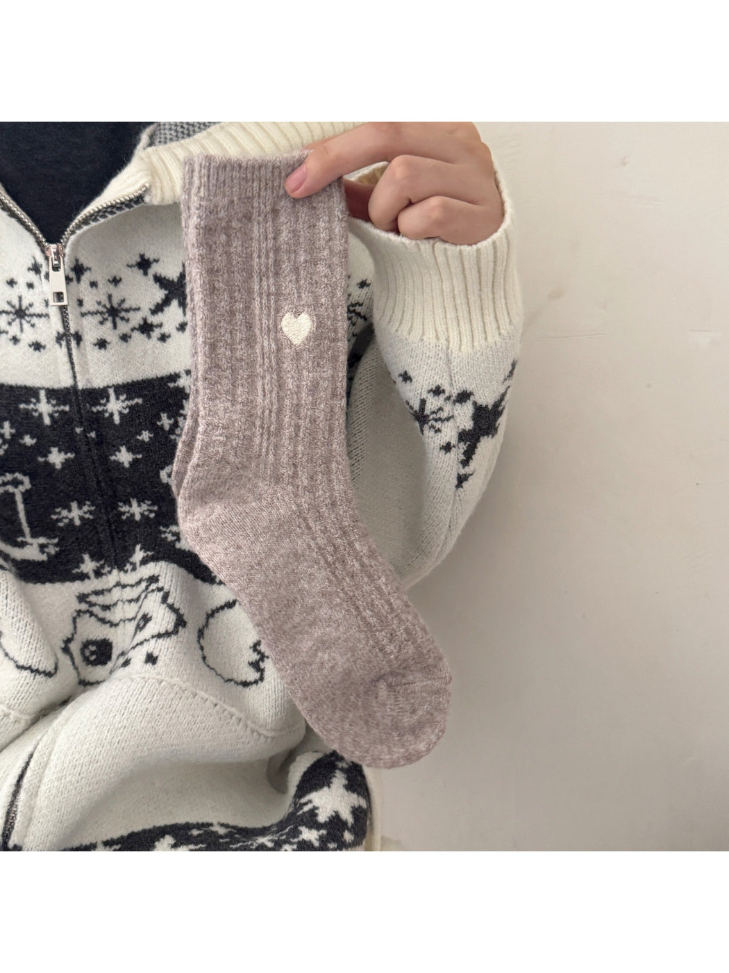 Rufia – Heart Detail Ribbed Crew Socks