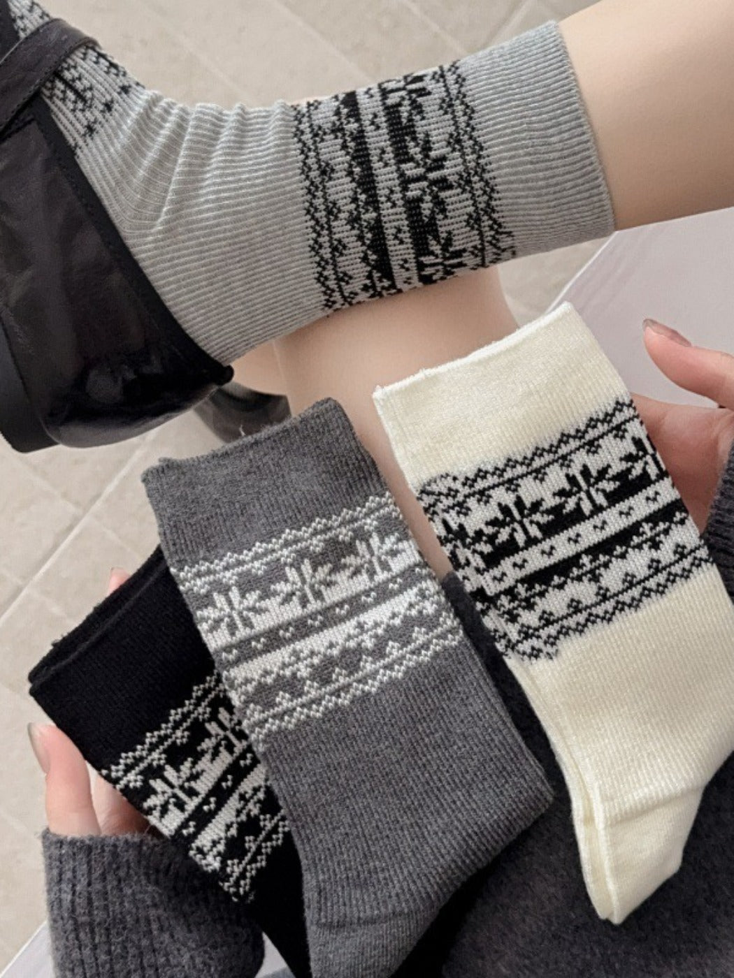 Rufia - Double-knit Mid-calf Socks with Bohemian-style