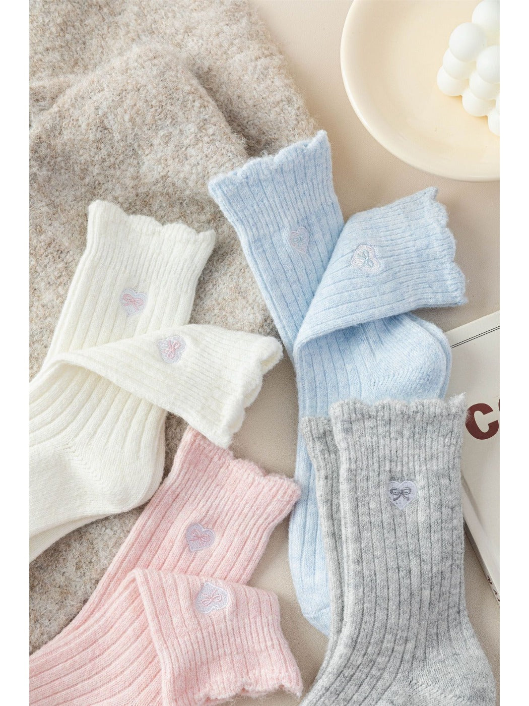 Rufia – Bow & Heart Embroidered Winter Socks