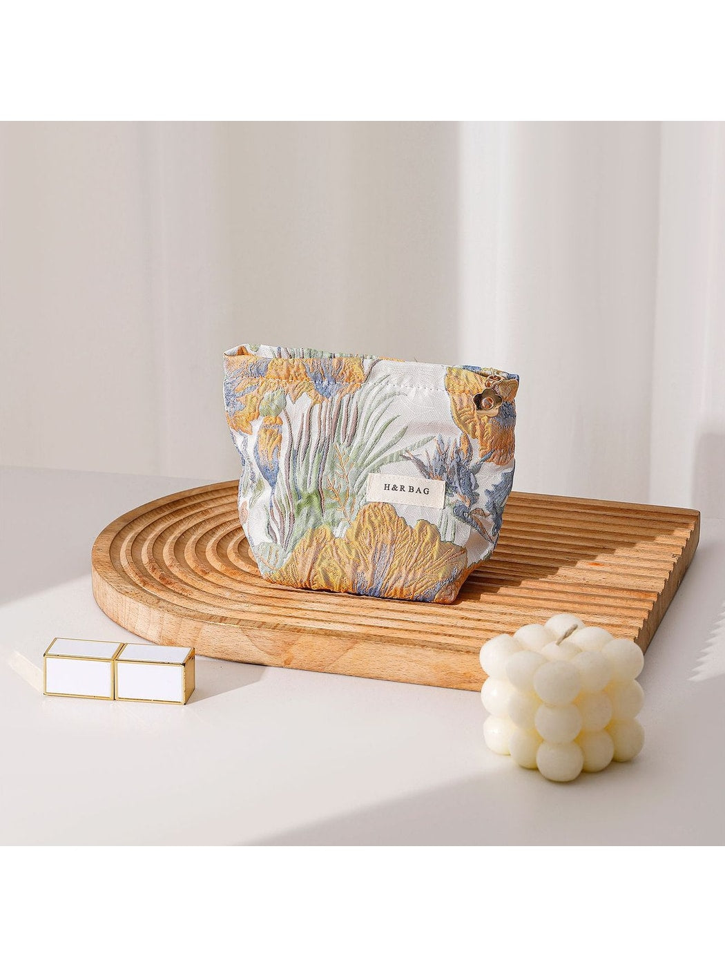 Cosbai - Retro Floral Everyday Handheld Clutch Bag