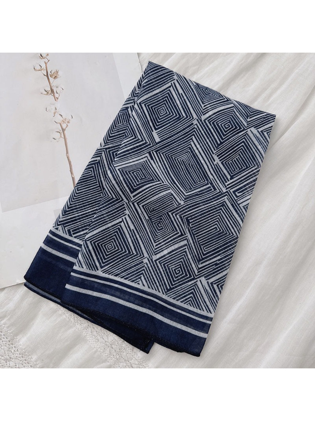 Scarvii - Geometric Print Lightweight Square Scarf