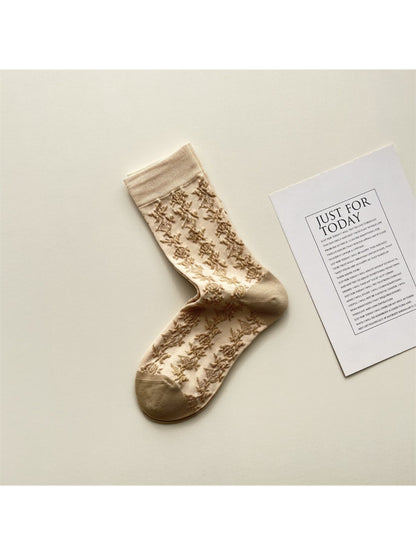 Rufia - Vine Stitch Pattern Crew Socks