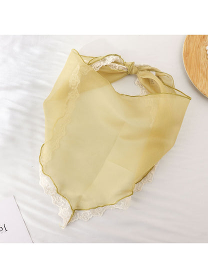 Scarvii - Lace Edge Vintage Style Triangle Bandana