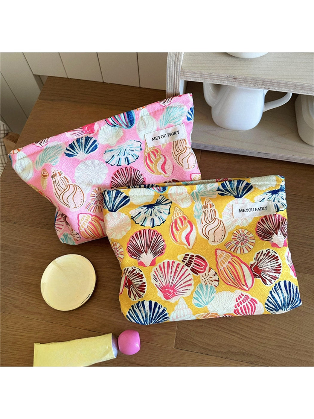 Cosbai - Zippered Cartoon Print Cosmetic Organizer Bag