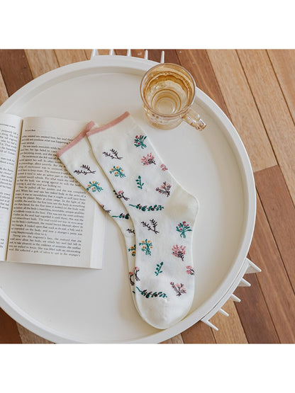 Rufia - Romantic Floral Pattern Cozy Crew Socks product image 5