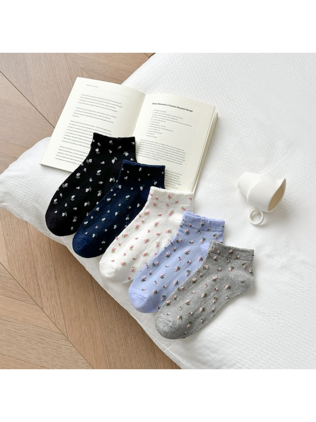 Rufia - Floral Blue White Crew Socks product image 1