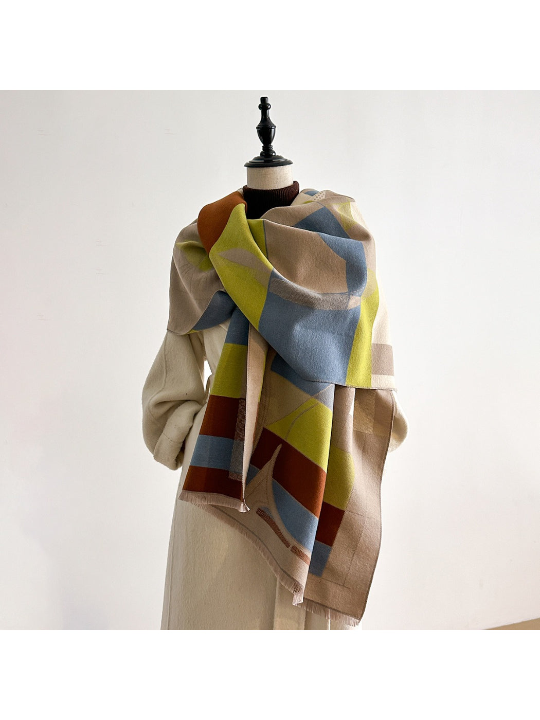 Scarvii – Geometric Print Fringe Scarf & Wrap