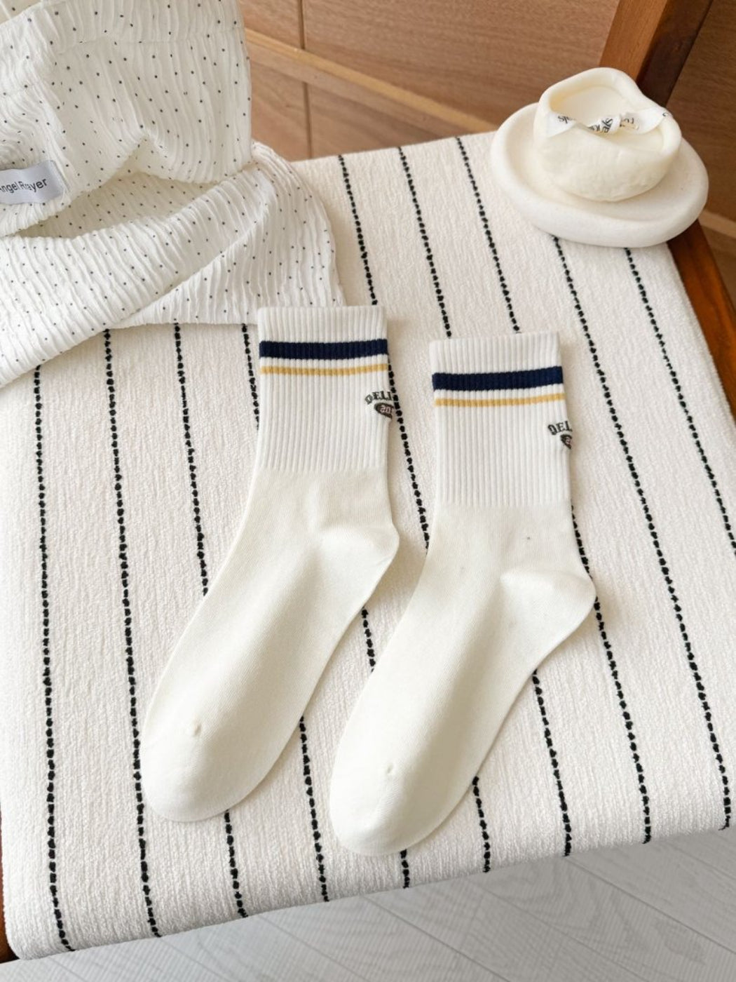 Rufia - Casual Stripe Crew Socks product image 4