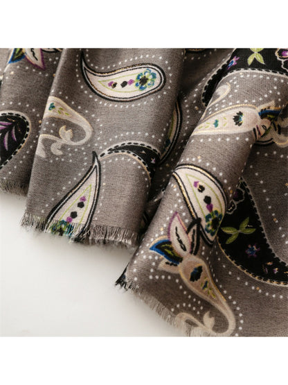 Scarvii - Vintage Paisley Pattern Scarf