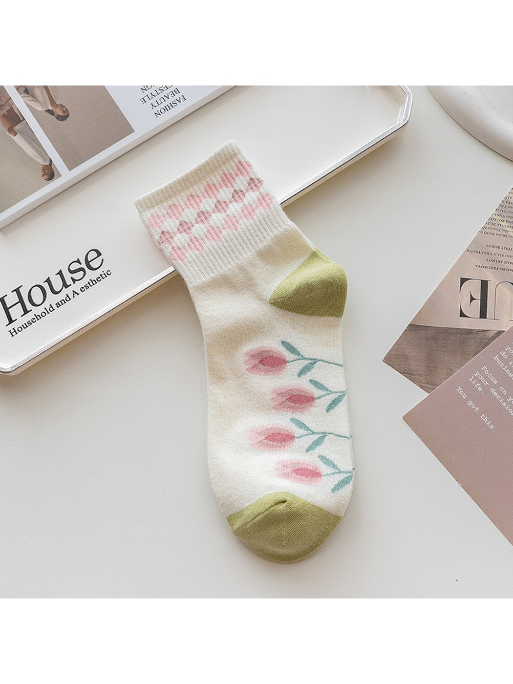 Rufia - Floral Ruffle Cuff Casual Crew Socks