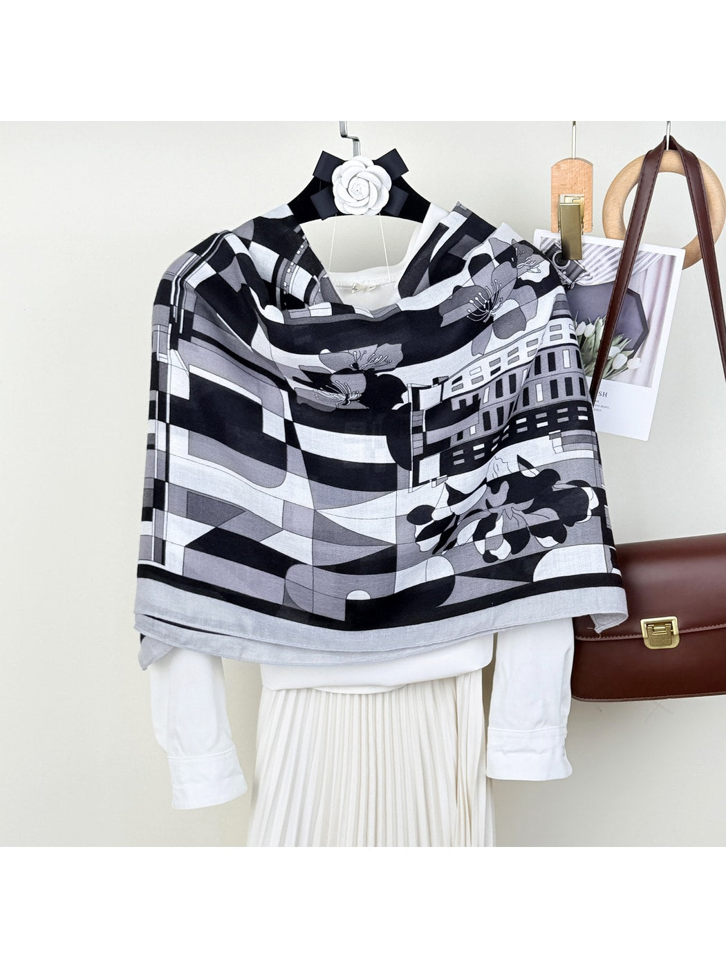 Scarvii - Lightweight Geometric Print Shawl