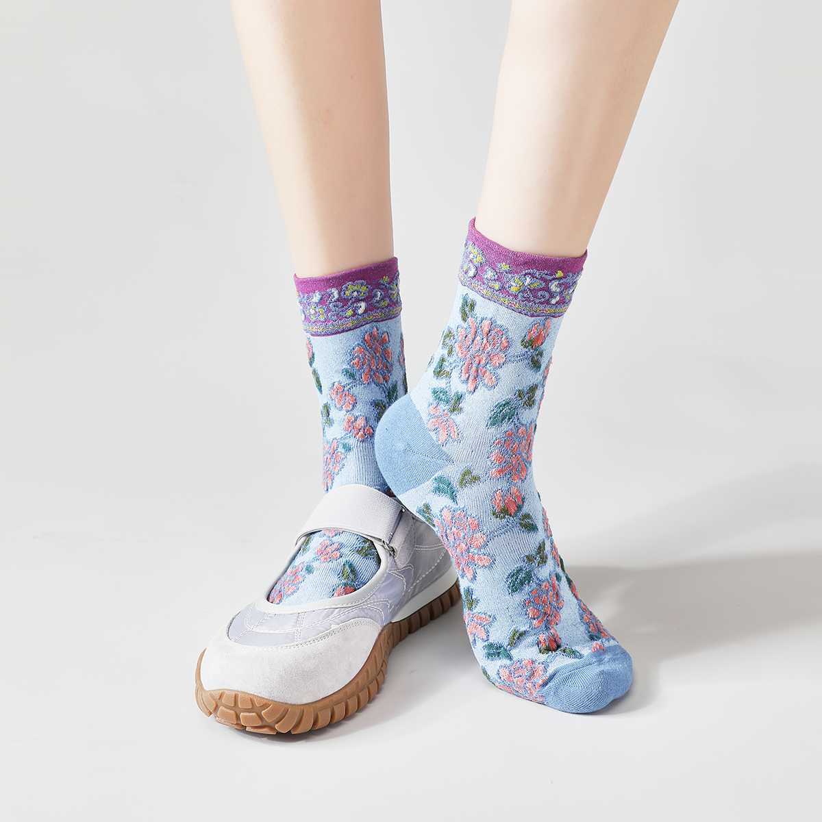 Rufia - Embossed Floral Pattern Women's Socks