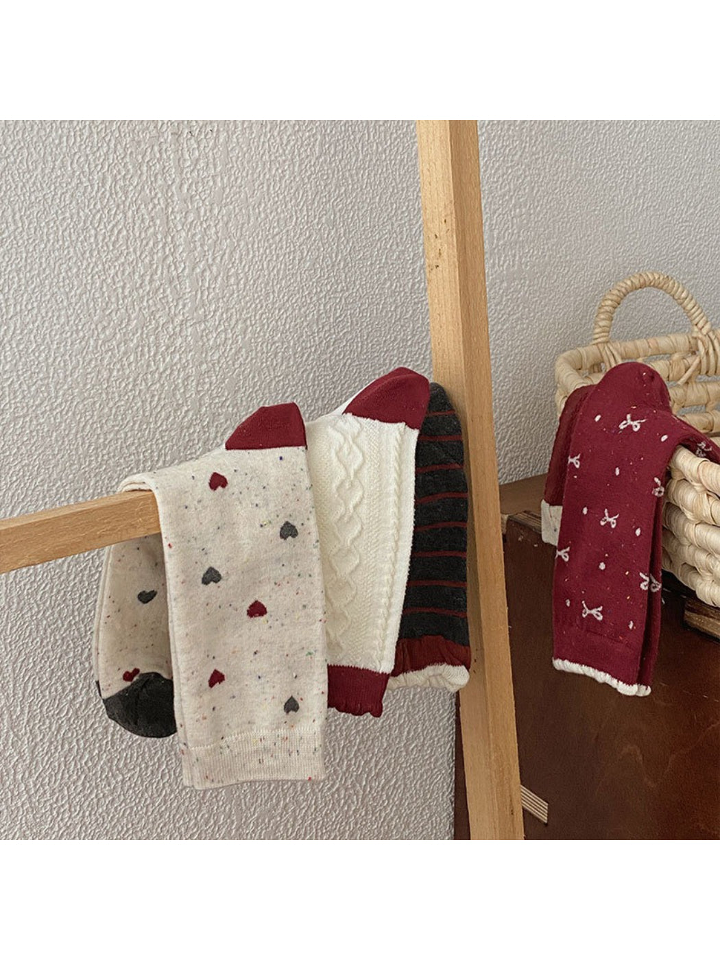 Rufia - Burgundy Bow Crew Socks product image 1