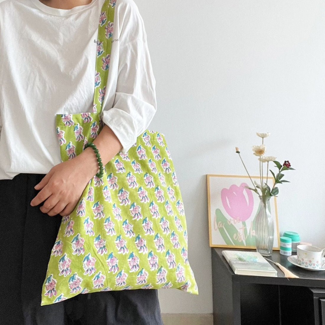 Fresh Green Floral Shopper Bag detail view