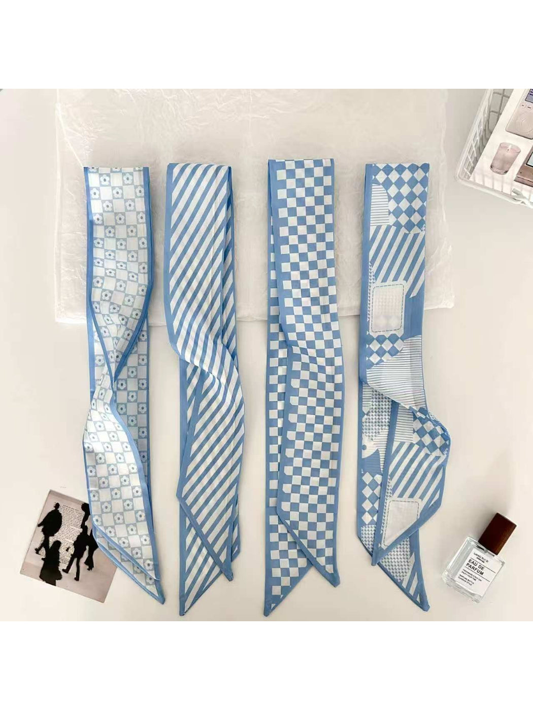 Scarvii - Blue Geometric Pattern Skinny textile accessory