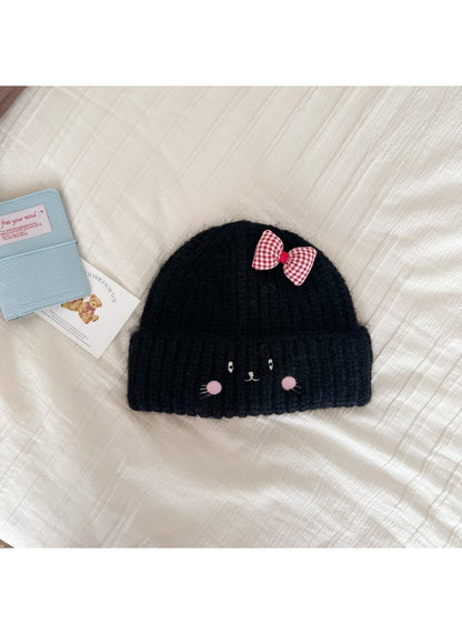 Haila - Cat Face Knit Beanie with Gingham Bow