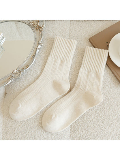 Rufia - Classic Plain Ribbed Casual Crew Socks