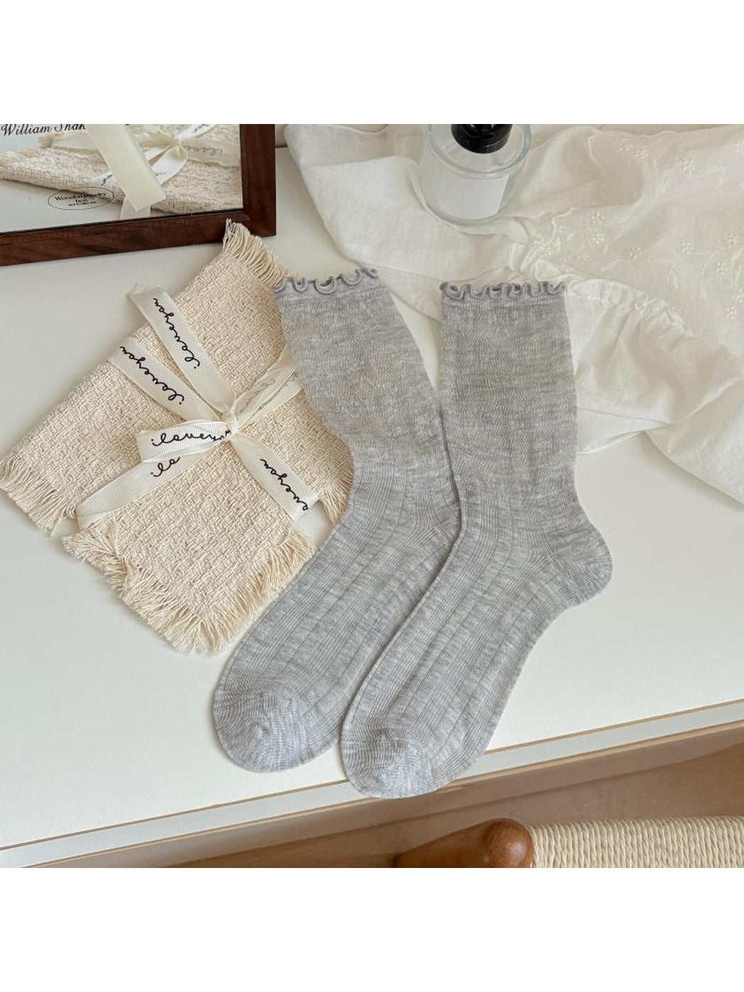 Rufia - Ruffle Trim Ribbed Solid Color Crew Socks